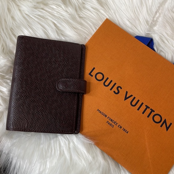 Louis Vuitton Accessories - Authentic Louis Vuitton Taiga Leather Agenda PM Leather Notebook/Passport Cover